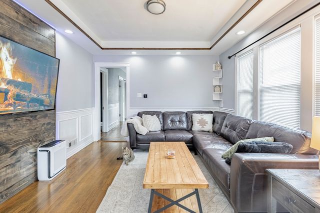 4031 Clinton Avenue, Stickney, IL 60402