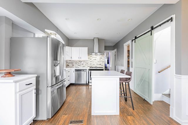 4031 Clinton Avenue, Stickney, IL 60402