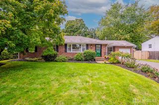 113 Springcrest Drive, Hightstown, NJ 08520