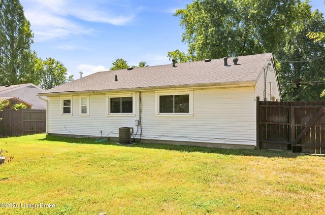 13405 Hopedale Way, Louisville, KY 40272