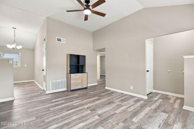 13405 Hopedale Way, Louisville, KY 40272