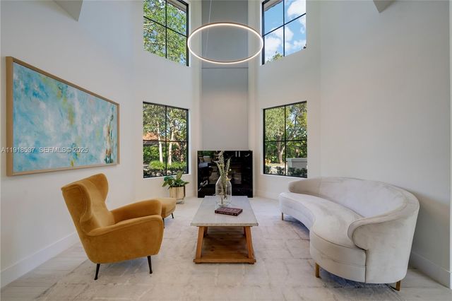 18326 SW 83rd Pl, Palmetto Bay, FL 33157