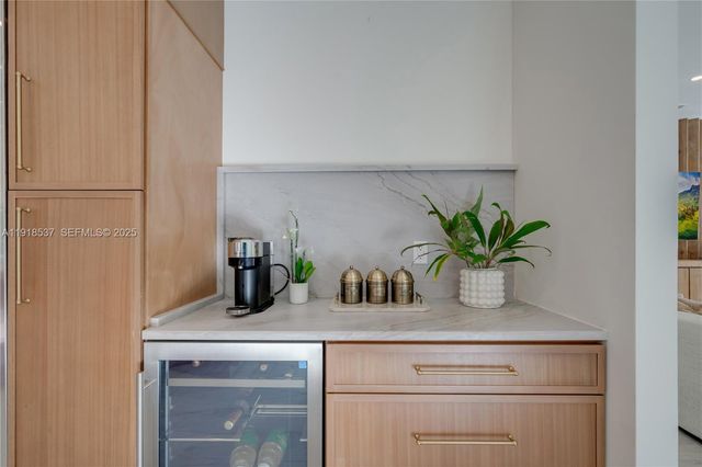 18326 SW 83rd Pl, Palmetto Bay, FL 33157