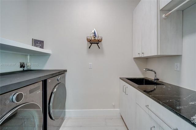 18326 SW 83rd Pl, Palmetto Bay, FL 33157