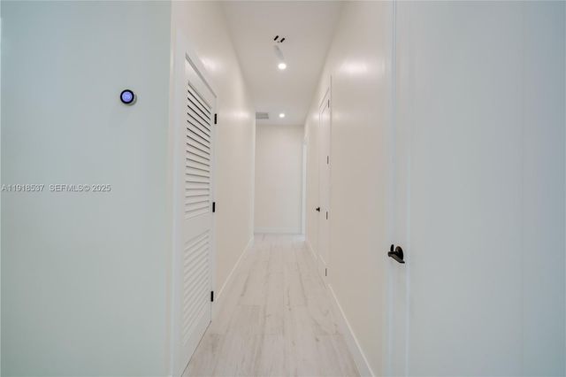 18326 SW 83rd Pl, Palmetto Bay, FL 33157