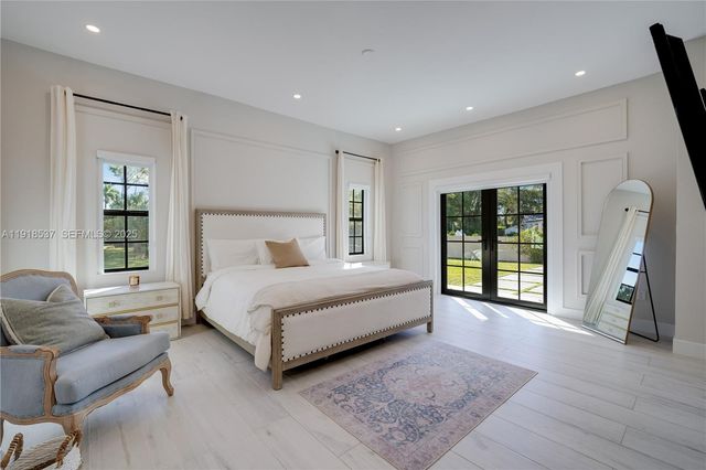 18326 SW 83rd Pl, Palmetto Bay, FL 33157