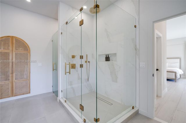 18326 SW 83rd Pl, Palmetto Bay, FL 33157