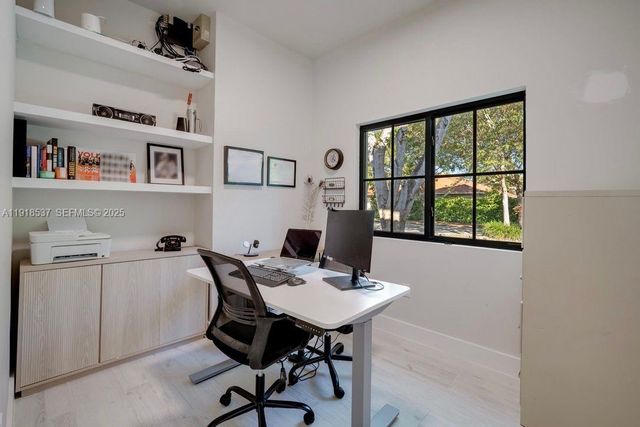 18326 SW 83rd Pl, Palmetto Bay, FL 33157