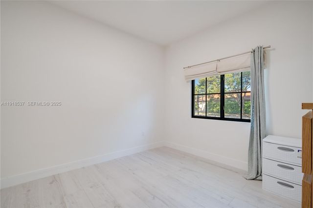 18326 SW 83rd Pl, Palmetto Bay, FL 33157