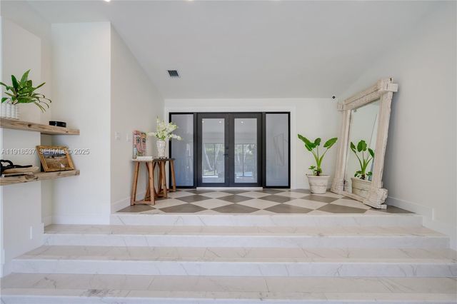 18326 SW 83rd Pl, Palmetto Bay, FL 33157