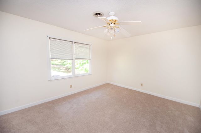 100 Shenandoah Drive, Spartanburg, SC 29301