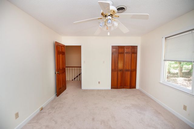 100 Shenandoah Drive, Spartanburg, SC 29301