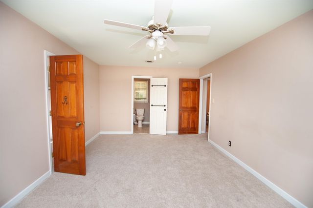 100 Shenandoah Drive, Spartanburg, SC 29301