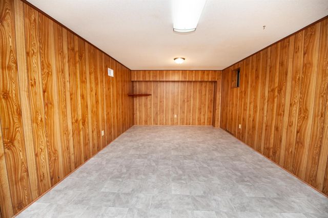 100 Shenandoah Drive, Spartanburg, SC 29301