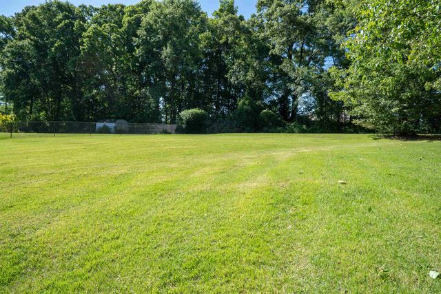 100 Shenandoah Drive, Spartanburg, SC 29301