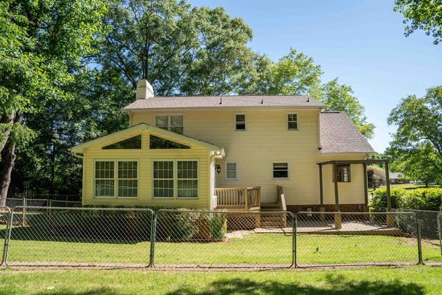 100 Shenandoah Drive, Spartanburg, SC 29301
