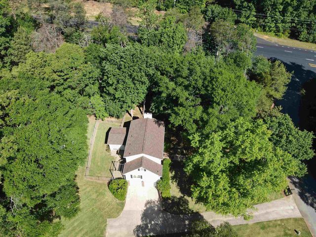 100 Shenandoah Drive, Spartanburg, SC 29301