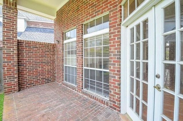 45 Ambleside Crescent Drive, Sugar Land, TX 77479