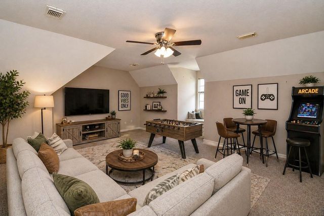 45 Ambleside Crescent Drive, Sugar Land, TX 77479