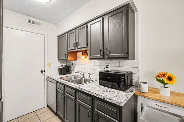1060 Oakwood Court, 3, Independence, KY 41051