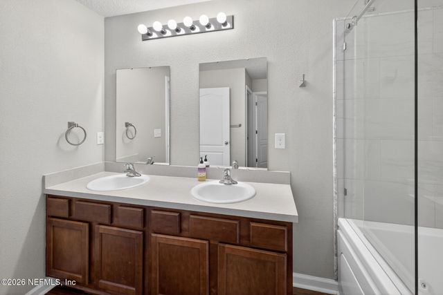 3652 SUMMIT OAKS Drive, Green Cove Springs, FL 32043