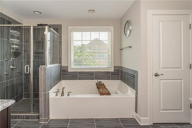 3627 Thornsby Lane, Fayetteville, NC 28306