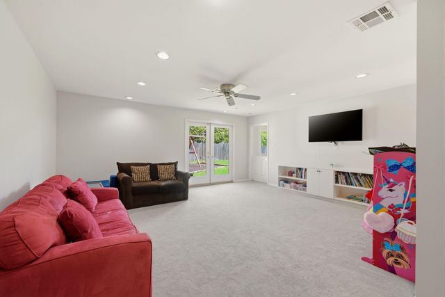 5434 Valkeith Drive, Houston, TX 77096