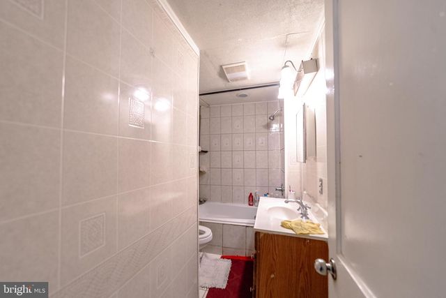 5900 CECIL, Gwynn Oak, MD 21207