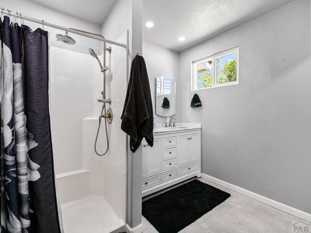 18 Swift Arrow Court, Pueblo, CO 81001