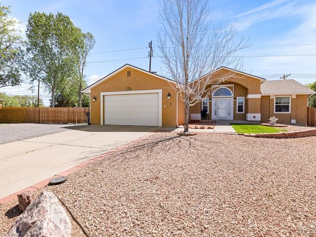 18 Swift Arrow Court, Pueblo, CO 81001