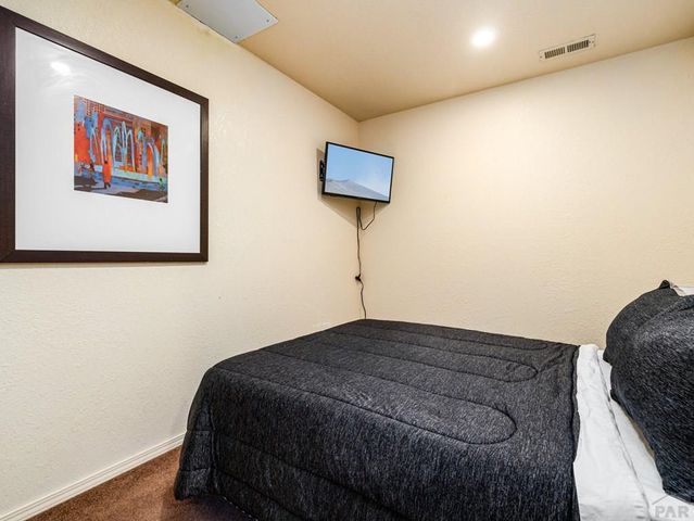 18 Swift Arrow Court, Pueblo, CO 81001