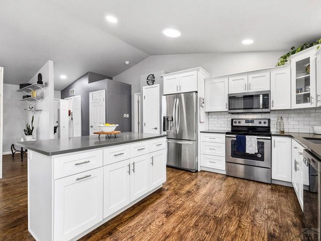 18 Swift Arrow Court, Pueblo, CO 81001