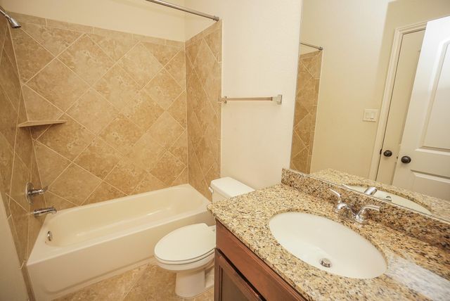 1215 Watercrest Park Lane, Rosenberg, TX 77471
