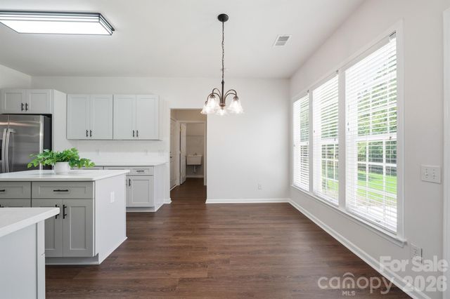 7633 Rathburn Lane, Charlotte, NC 28277