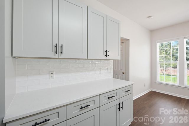 7633 Rathburn Lane, Charlotte, NC 28277