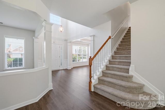 7633 Rathburn Lane, Charlotte, NC 28277