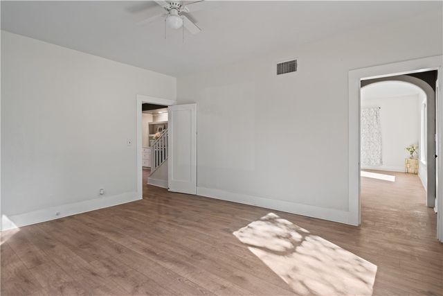 808 W Yoakum Ave, Kingsville, TX 78363