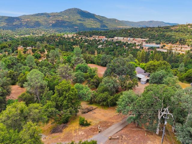 40872 Big Oak Flat Road, Oakhurst, CA 93644