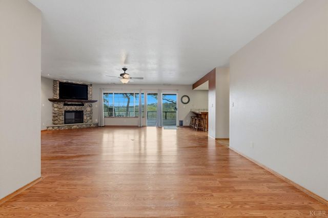 40872 Big Oak Flat Road, Oakhurst, CA 93644