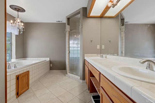 40872 Big Oak Flat Road, Oakhurst, CA 93644