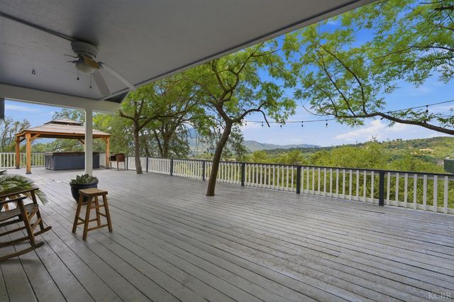 40872 Big Oak Flat Road, Oakhurst, CA 93644
