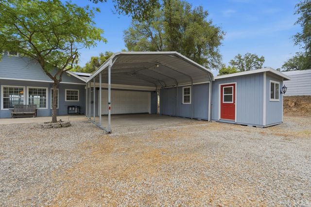 40872 Big Oak Flat Road, Oakhurst, CA 93644