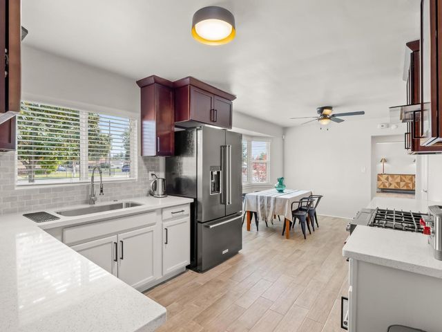 2705 N West Avenue, Fresno, CA 93705