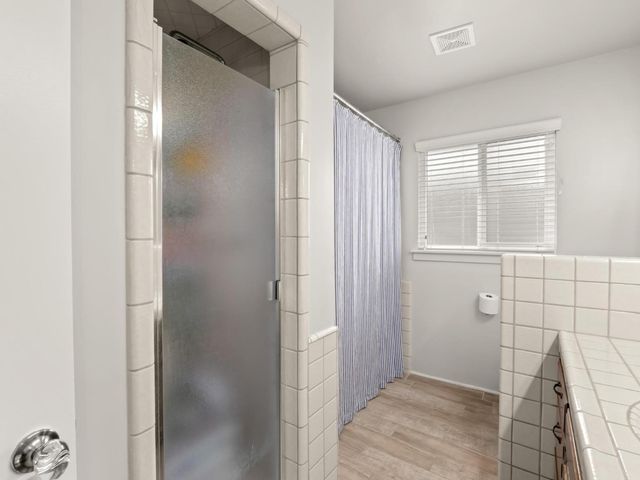 2705 N West Avenue, Fresno, CA 93705