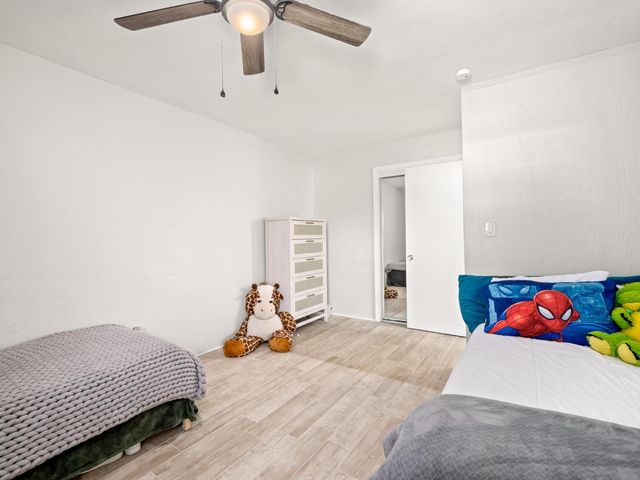 2705 N West Avenue, Fresno, CA 93705