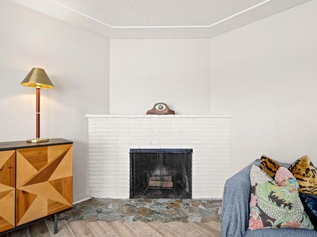 2705 N West Avenue, Fresno, CA 93705
