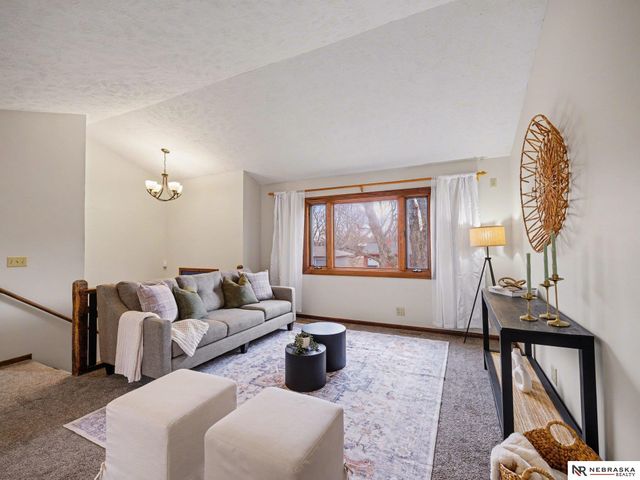 6312 S 135th Street, Omaha, NE 68137