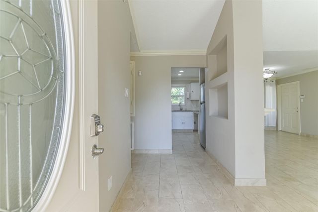 2502 Drummer Drive, League City, TX 77573