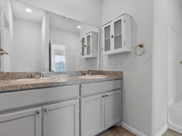 2225 Blythwood Trail, Fort Worth, TX 76108