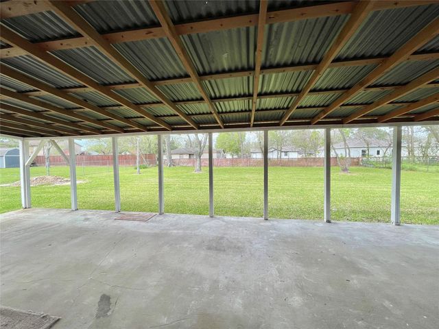 509 Dwyer Street, Angleton, TX 77515